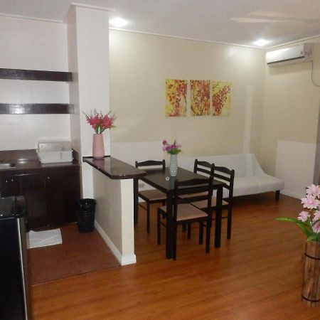 Casa Saudade Condotels And Transient Rooms Olongapo Esterno foto