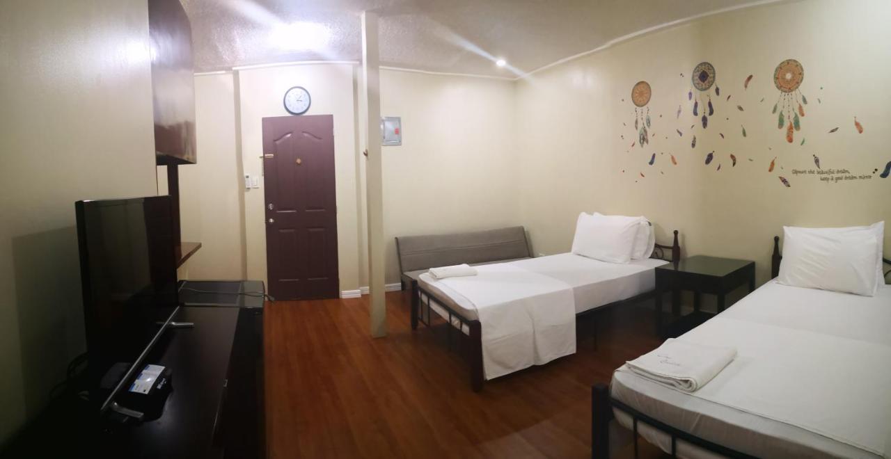 Casa Saudade Condotels And Transient Rooms Olongapo Esterno foto