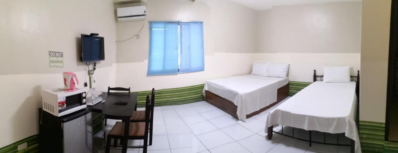 Casa Saudade Condotels And Transient Rooms Olongapo Esterno foto