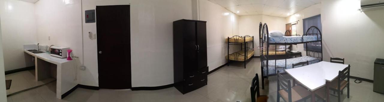 Casa Saudade Condotels And Transient Rooms Olongapo Esterno foto
