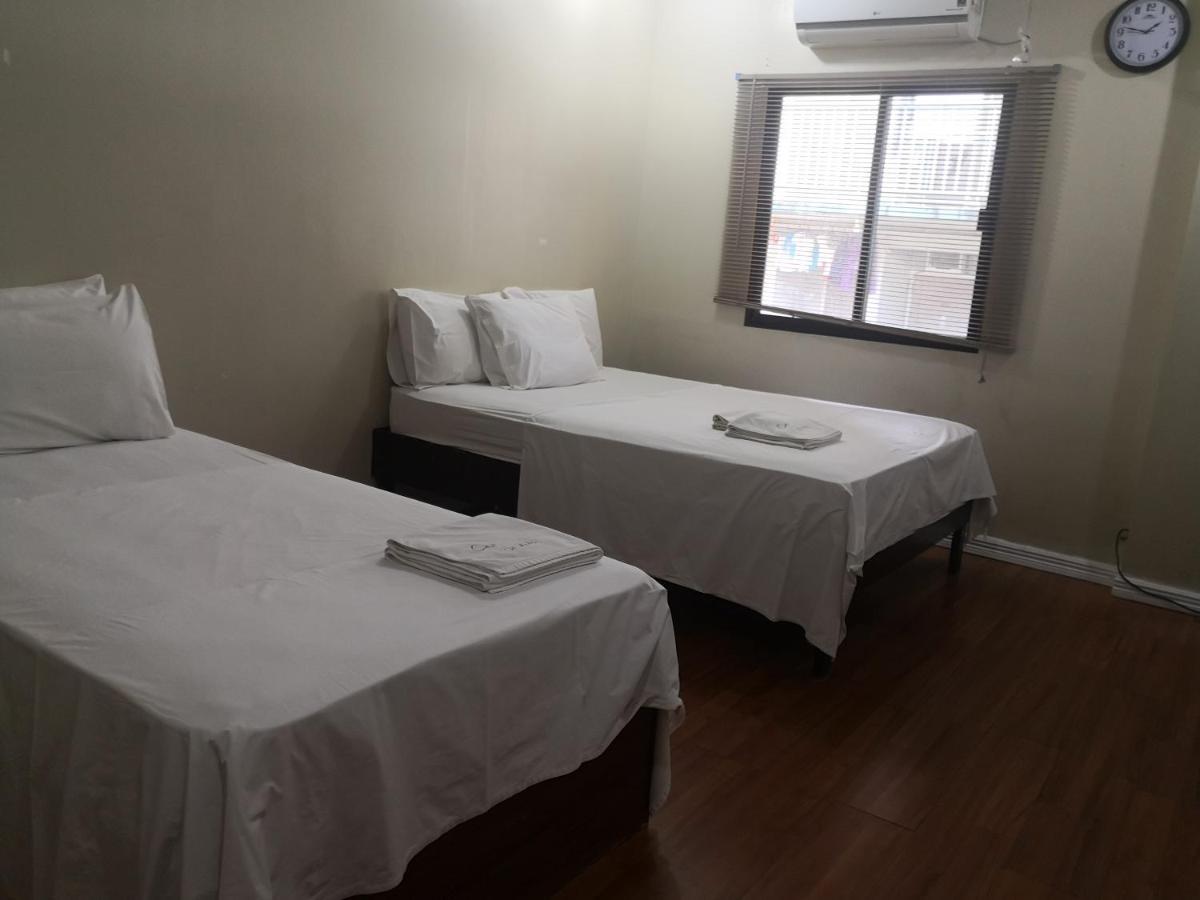 Casa Saudade Condotels And Transient Rooms Olongapo Esterno foto