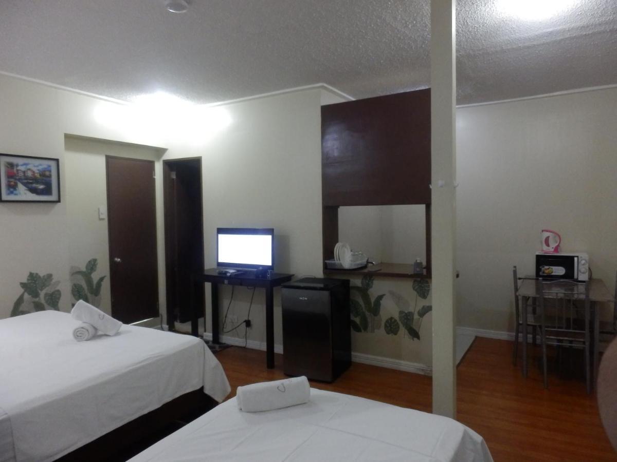 Casa Saudade Condotels And Transient Rooms Olongapo Esterno foto