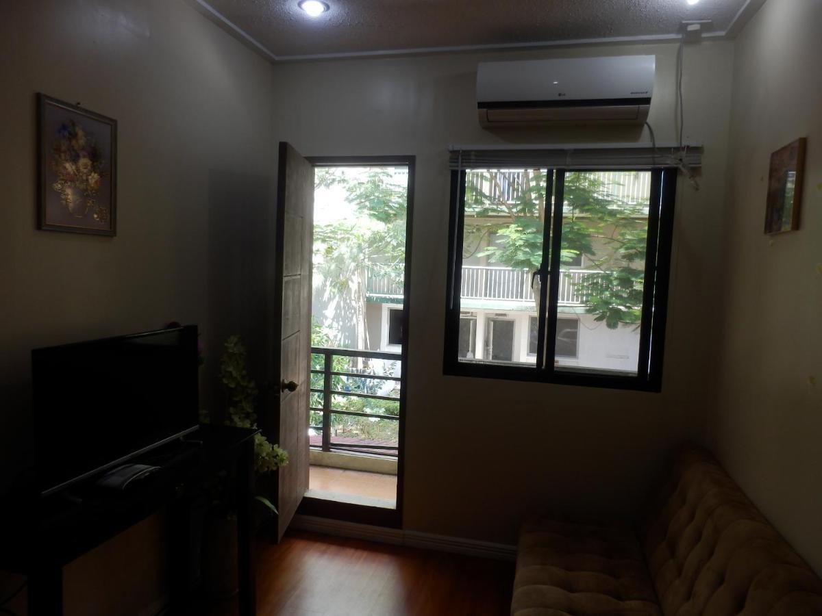 Casa Saudade Condotels And Transient Rooms Olongapo Esterno foto